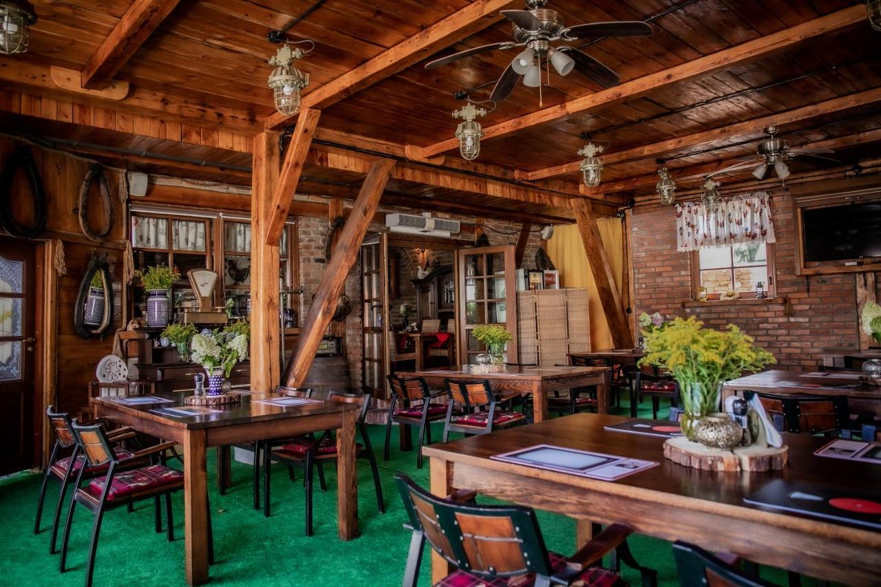 Olawian Hotel Олава Екстериор снимка