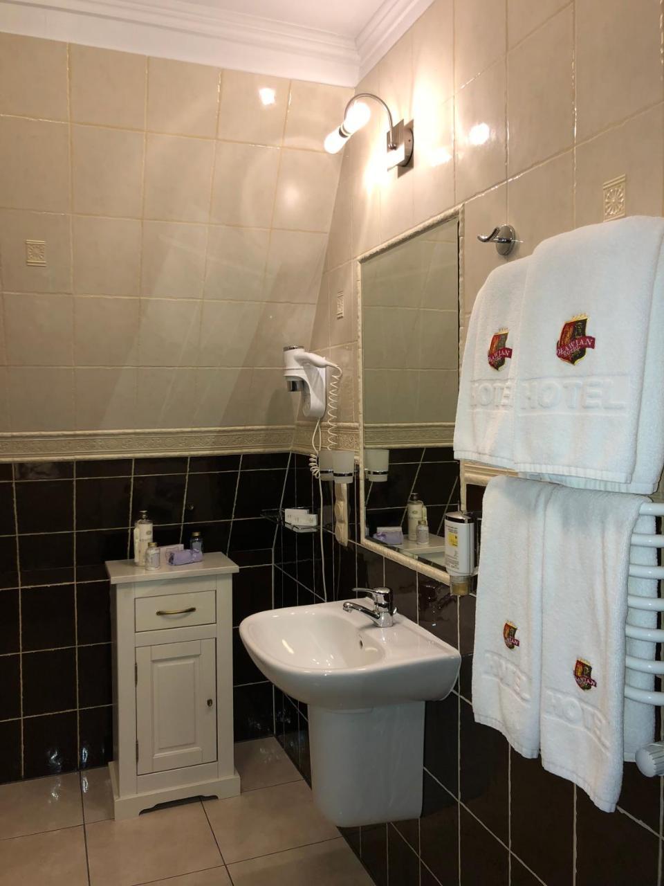 Olawian Hotel Олава Екстериор снимка
