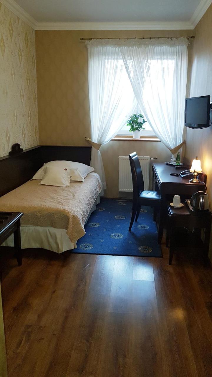 Olawian Hotel Олава Екстериор снимка