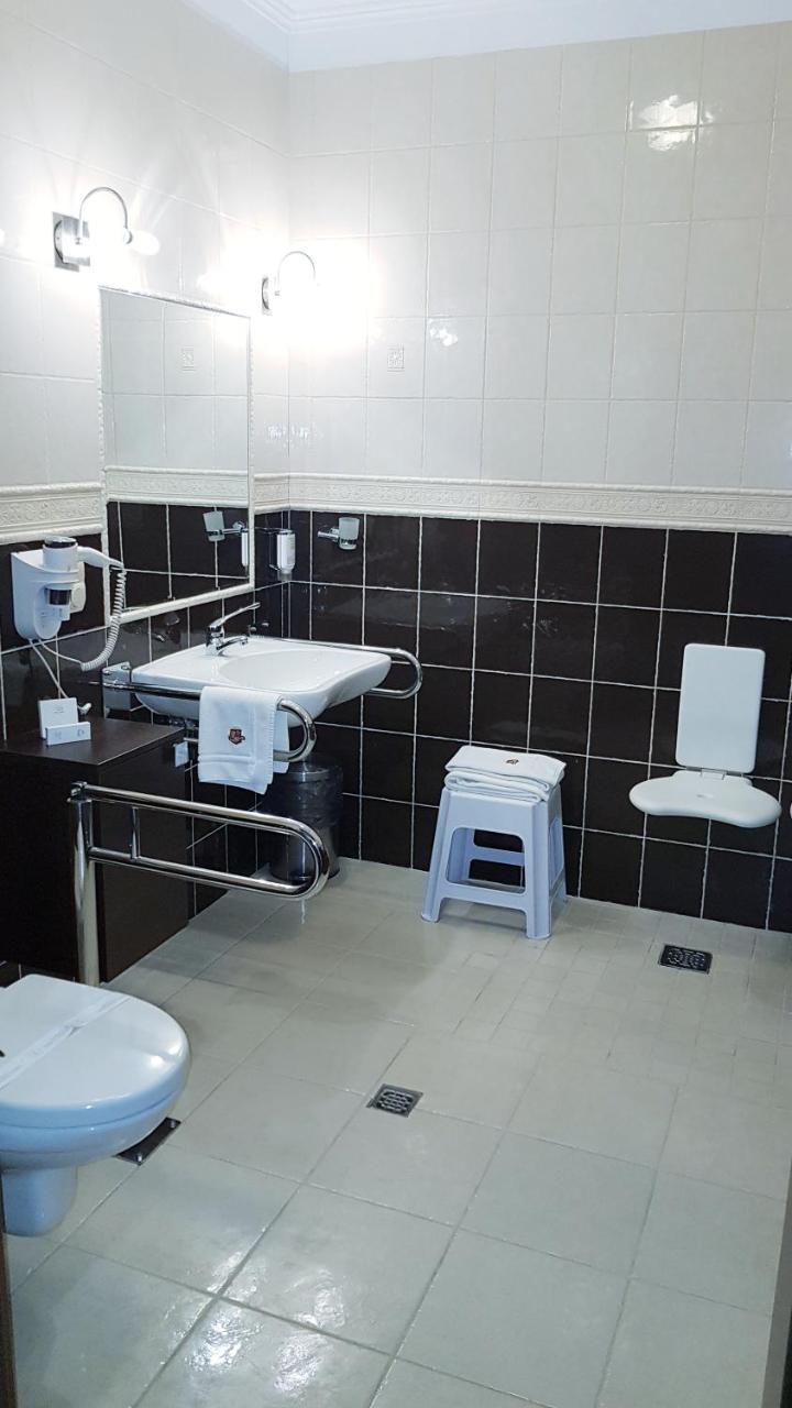Olawian Hotel Олава Екстериор снимка